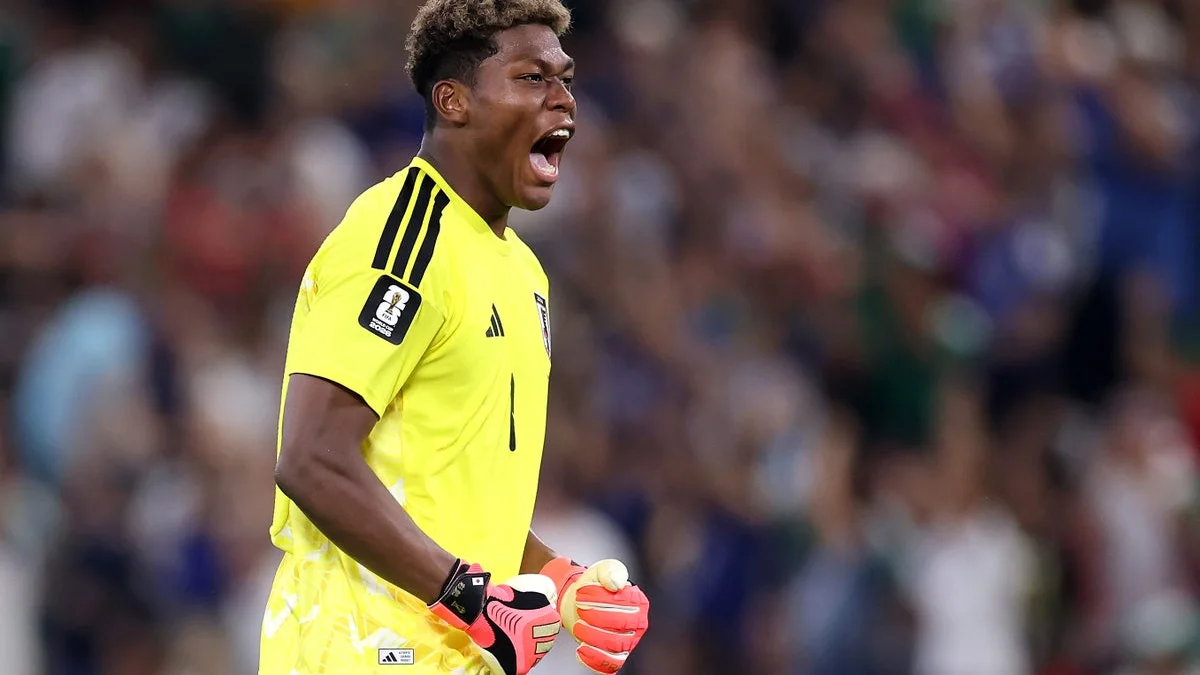 Zion Suzuki returns to training with Japan after suffering a rib injury at Aston Villa